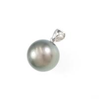 K18WG クロチョウパールペンダント