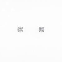 PT ソリティア ダイヤモンドピアス