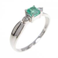 PT エメラルド リング 0.22CT