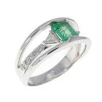 750WG エメラルド リング 0.70CT
