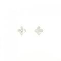 K18WG/PT フラワー ダイヤモンド ピアス 0.60CT