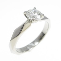 ブシュロン ファセット ソリテール リング