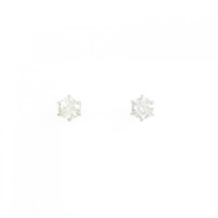 PT ソリティア ダイヤモンド ピアス 0.70CT