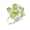 750WG フラワー ペリドット リング