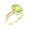 K18YG ペリドット リング 2.74CT