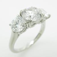ハリーウィンストン スリーストーン リング 1．05ct・D・VS2／E・VS1?230％引き
