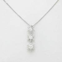750WG／K18WG フラワー ダイヤモンドネックレス10％引き