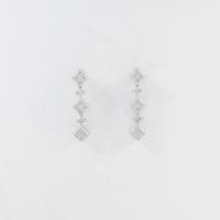 K18WG ダイヤモンドピアス10％引き