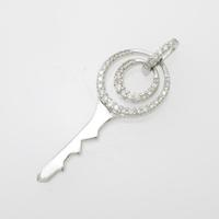 K18WG キー ダイヤモンドペンダント