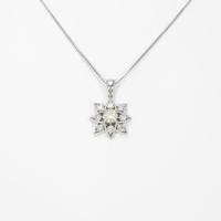 K18WG フラワー ダイヤモンドネックレス20％引き