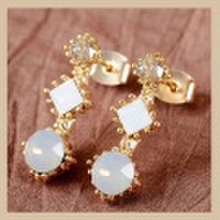 3スワロ【ピアス・イヤリング】