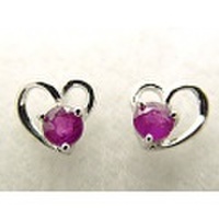 7月の誕生石ルビーK18WG(ホワイトゴールド)ピアス [y060121]