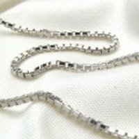 K18ホワイトゴールド　ベネチアンチェーン　60cm　1.4mm