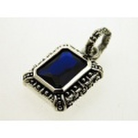 ROYAL ORDER(ロイヤルオーダー)　スクエアストーンペンダント　ブルー　SP78-BL
