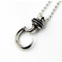 VASSER(バッサー) Crescent Hook Pendant Silver w/Ball Chain(クレッセントフックペンダント)