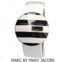 【セール★15%OFF】MARC BY MARC JACOBS(マークバイマークジェイコブス)　ユニセックス腕時計　ホワイト×ブラック　MBM2038　新品