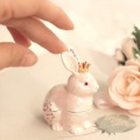 かわいいジュエリーボックス◆「ピンクの王冠を被ったうさぎ」