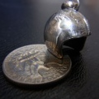 クォーターダラージェットヘルメットペンダント