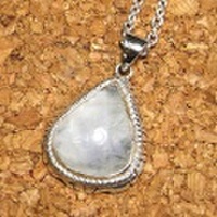 シルバー925 ブルームーンストーンハンドメイドペンダントトップ ST-106