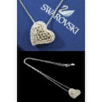 スワロフスキー SWAROVSKI ペンダント 1121055