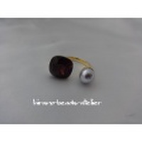 スワロフスキー、シャムとパールパープルのフォークリング