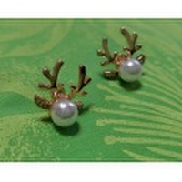 トナカイさんのピアス