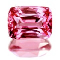 ピンクスピネル　0.684ct