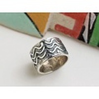 ホピ　21-0318　スティーブ・ラランス作 『ウォーターウェーブ』トゥーファキャスト・リング　14号