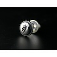 守護梵字ピアス