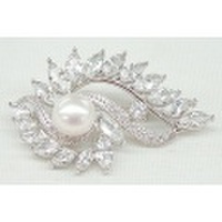 淡水パール ＆ ＣＺ フェザー モチーフ ブローチ