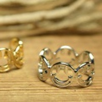 連スマイリーフェイス リング 指輪(d528)ring0286