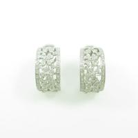 750WG クローバー ダイヤモンドピアス