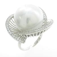 K18WG シロチョウパールリング