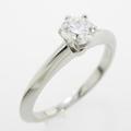 ティファニー クラッシックソリティア リング 0．32ct20％引き