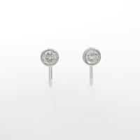 PT ソリティア ダイヤモンドイヤリング