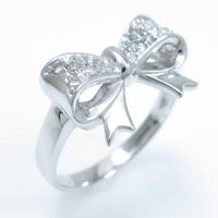 K18WG リボン ダイヤモンドリング