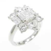 プラチナダイヤモンドリング 1．053ct・F・VS1・エメラルドカット