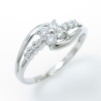 PT フラワー ダイヤモンドリング