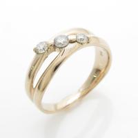 K18PG スリーストーン ダイヤモンドピンキーリング