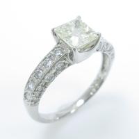 プラチナダイヤモンドリング 0．776ct・VLY・I1・プリンセスカット