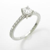 ティファニー ノヴォ リング 0．34ct・H・VVS1
