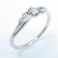 K18WG ダイヤモンドリング