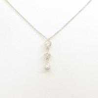 4゜C スリーストーン ダイヤモンドネックレス