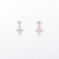 PT クロス ダイヤモンドピアス