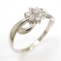 PT フラワー ダイヤモンドリング