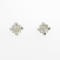 PT ダイヤモンドピアス