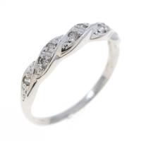 PT ダイヤモンドリング