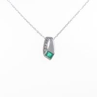 K18WG エメラルドネックレス