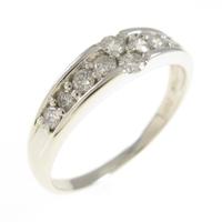 PT ダイヤモンドリング