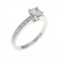 ティファニー ノヴォ リング 0．39ct